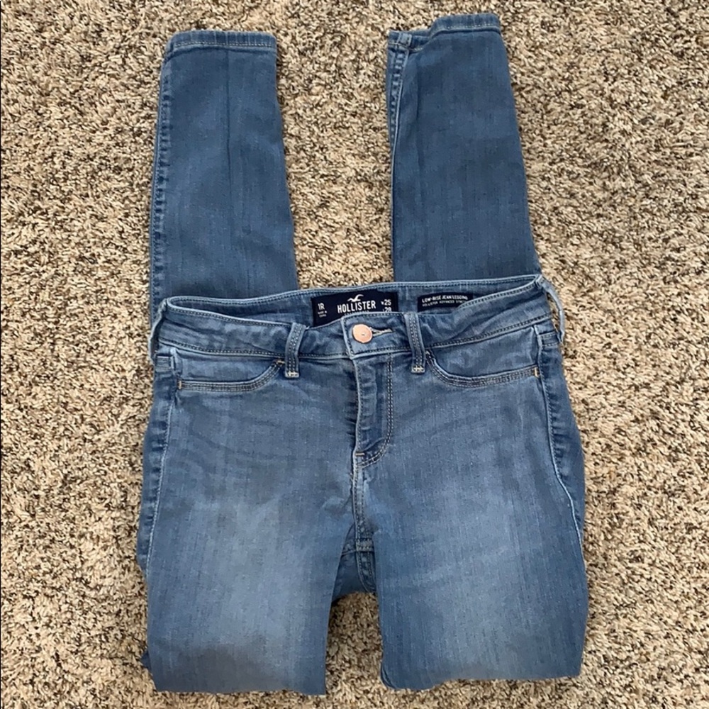 Hollister low rise jean leggings size 1R
